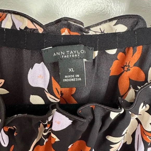 Ann Taylor Black and Orange Floral Blouse - Picture 2 of 4
